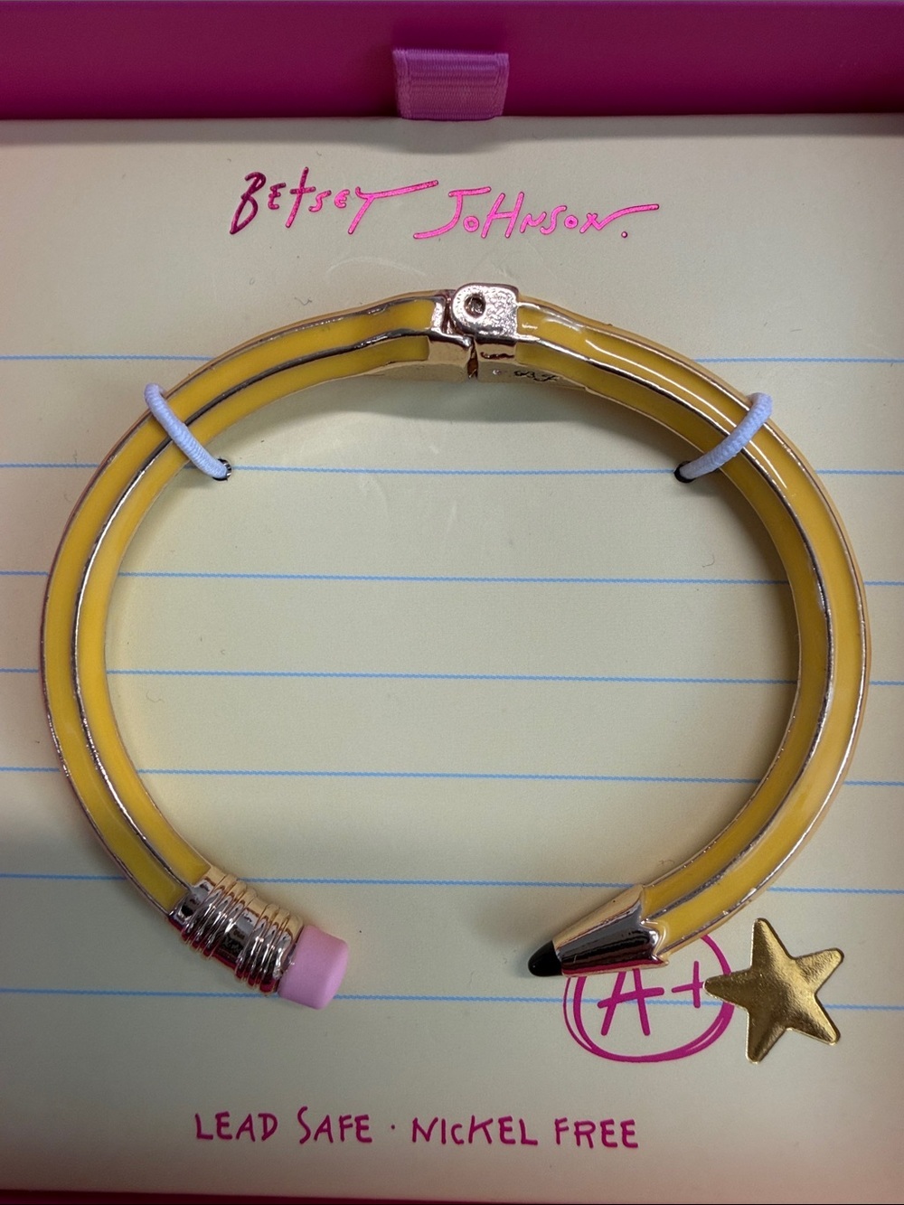 Betsey Johnson | Teacher Inspired Pencil Heart Earrings & Bracelet Set โ๏ธ๐ - Picture 6 of 9
